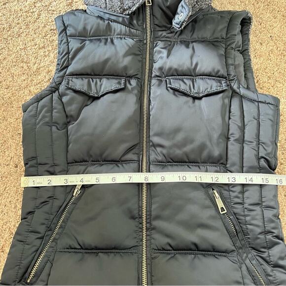 ZARA Trafaluc Puffer Knit Navy Blue Zip Vest Tan Faux Fur Collar - Picture 11 of 11